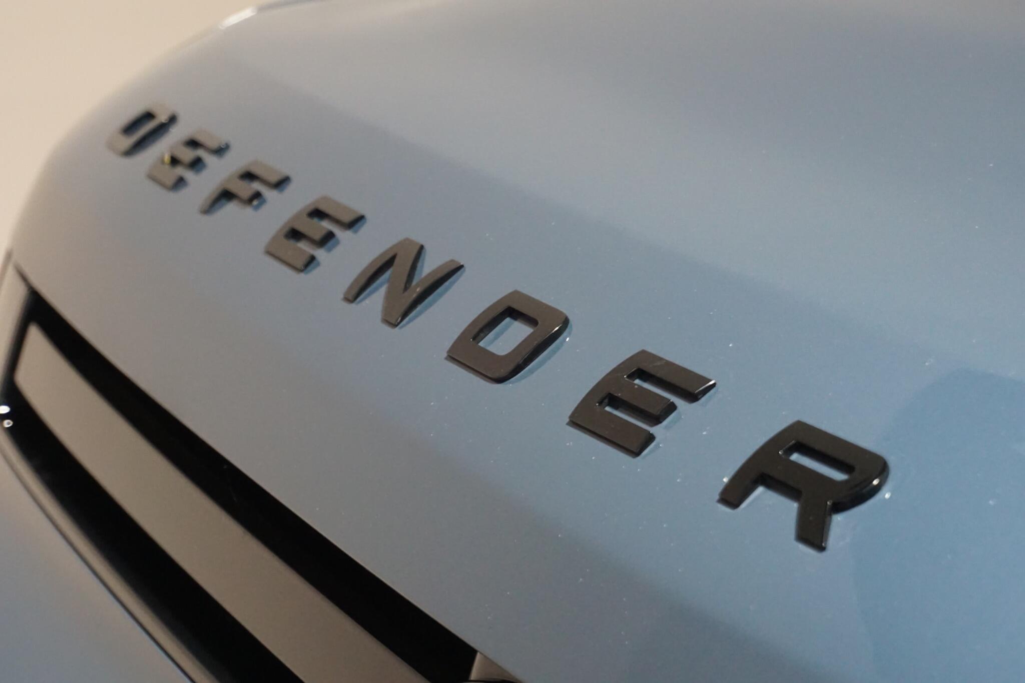 Land Rover Defender 90 3.0 D250 MHEV X-Dynamic HSE SUV 3dr Diesel Auto 4WD Euro 6 (s/s) (250 ps)